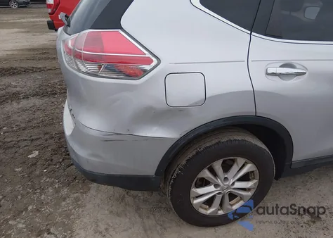 2015 Nissan Rogue Sv z USA, uszkodzony, nr VIN 5N1AT2MV3FC824090